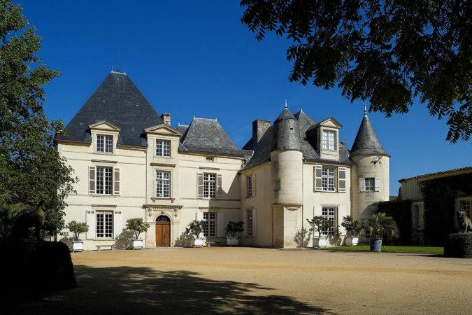 bordeaux-Haut_Brion_exterior