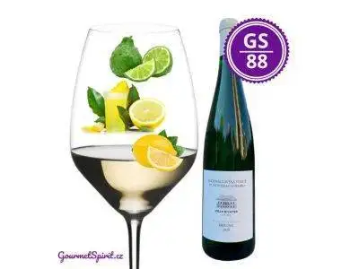 <B>Villa Richter - Riesling 2020, dry, St. Wenceslas' Vineyard, Prague</B><BR>Limited series of wines from the oldest Czech vineyard of the Prague Castle