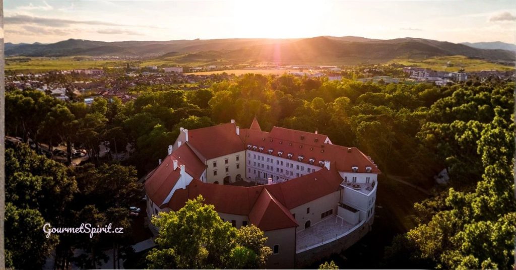 Šimák Zámocké vinárstvo Pezinok - rozhovor s vinařem Romanem Janouškem pro GourmetSpirit.cz